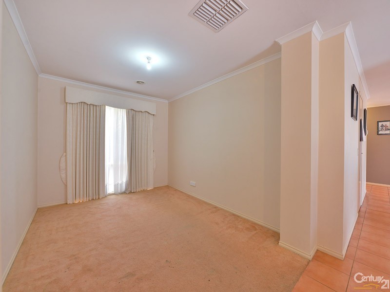 47 Kershaw Drive, Narre Warren South VIC 3805