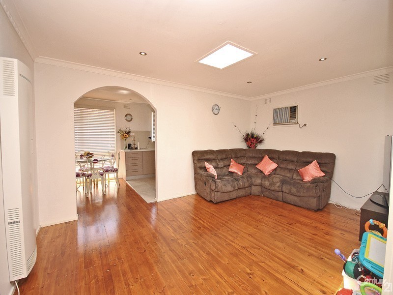 25 Upton Crescent, Narre Warren VIC 3805