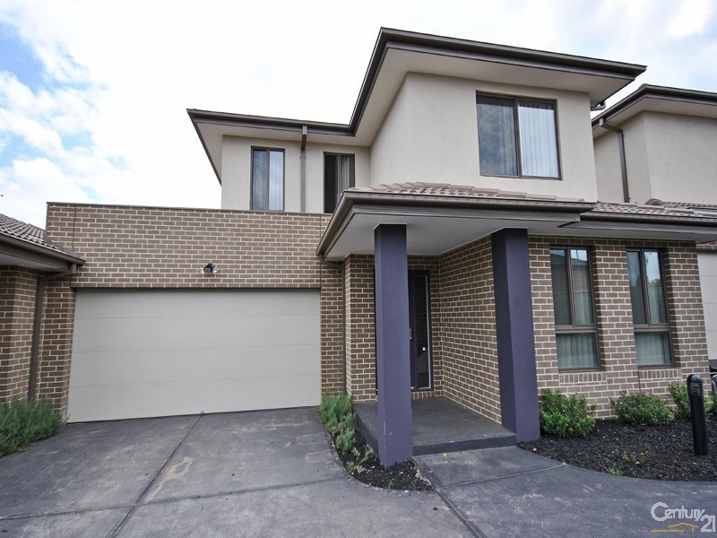 2/63 Soldiers Road, Berwick VIC 3806