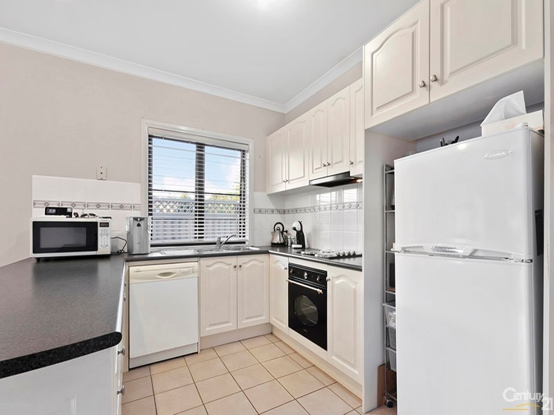 2 The Glen, Pakenham VIC 3810
