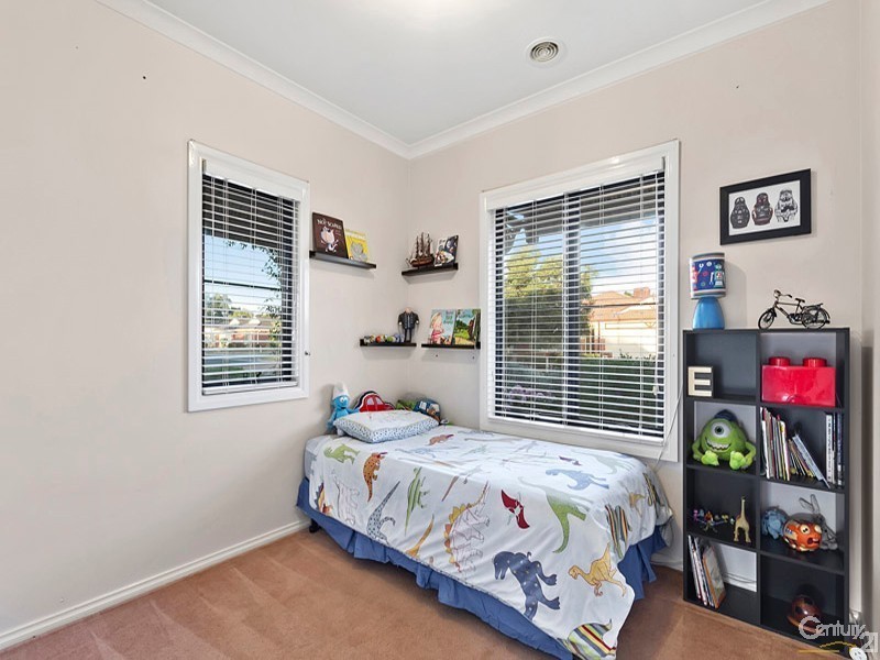 2 The Glen, Pakenham VIC 3810