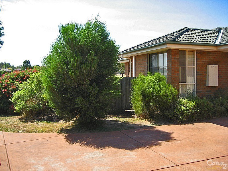 2/12 Madison Avenue, Narre Warren VIC 3805