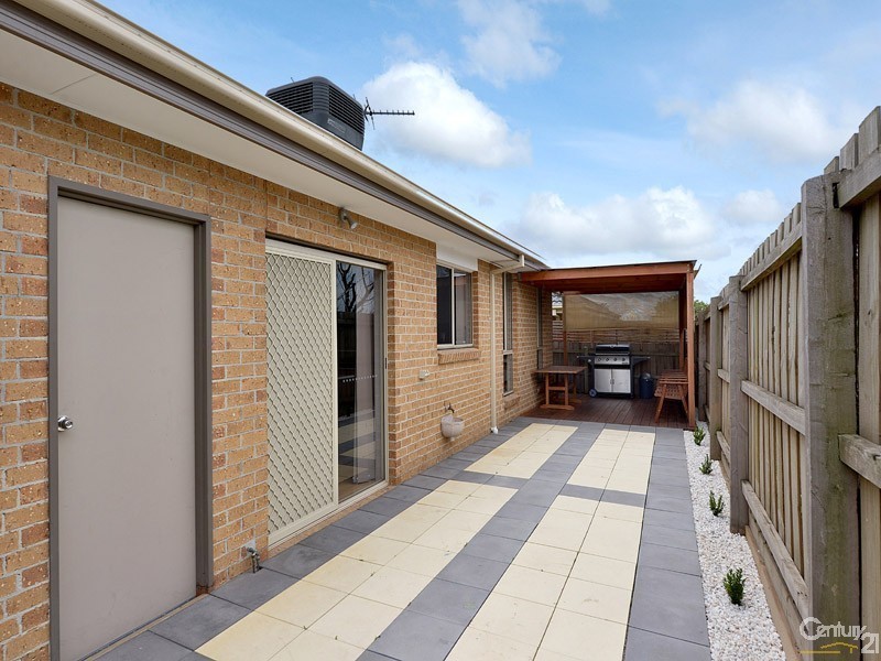 2/26 Louis Street, Doveton VIC 3177