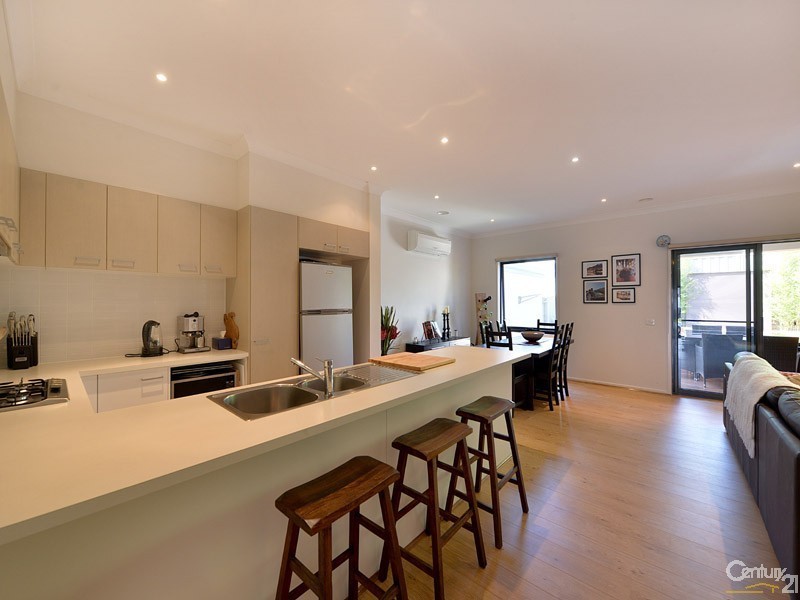 18 Meridian Circuit, Berwick VIC 3806