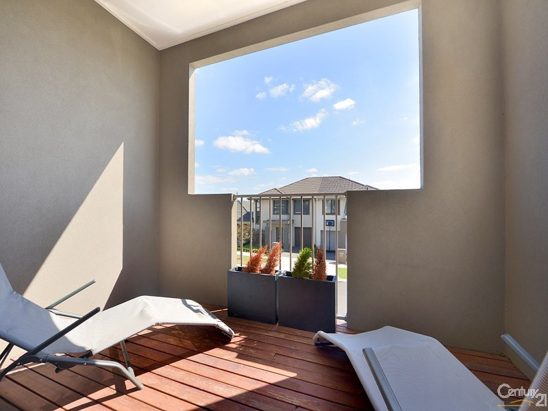 18 Meridian Circuit, Berwick VIC 3806