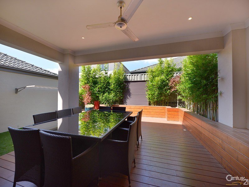 18 Meridian Circuit, Berwick VIC 3806