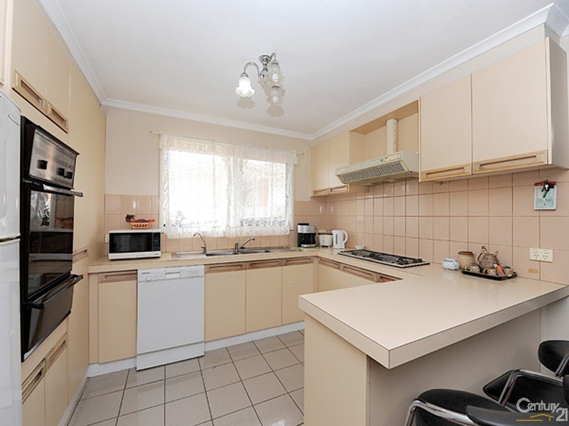 8 Mace Rise, Hallam VIC 3803