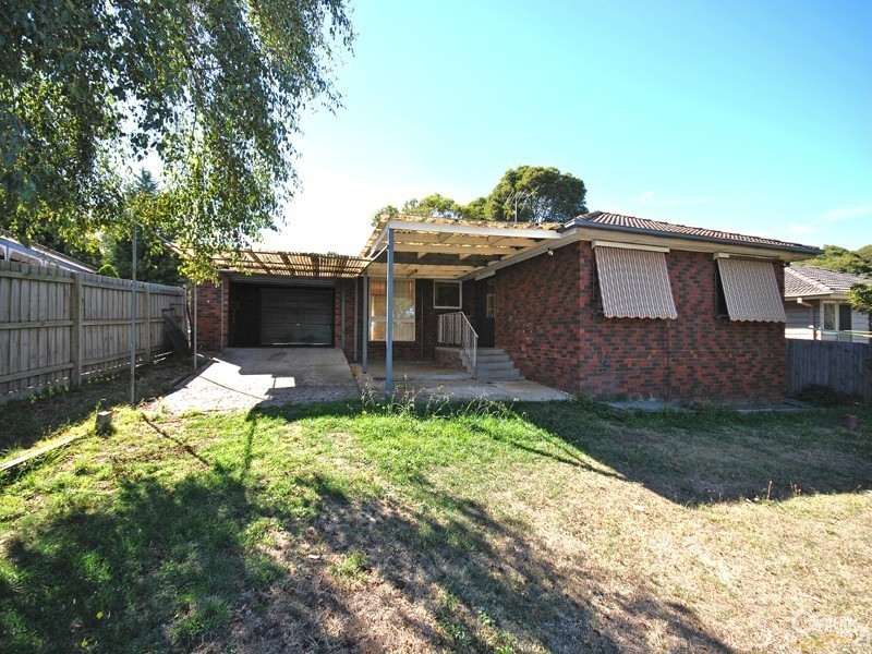 14 David Collins Drive, Endeavour Hills VIC 3802