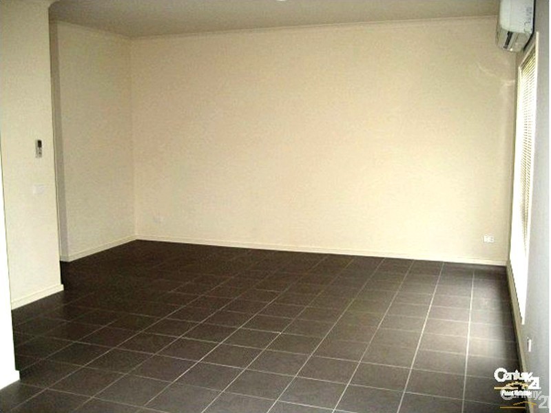 66 The Parkway, Pakenham VIC 3810