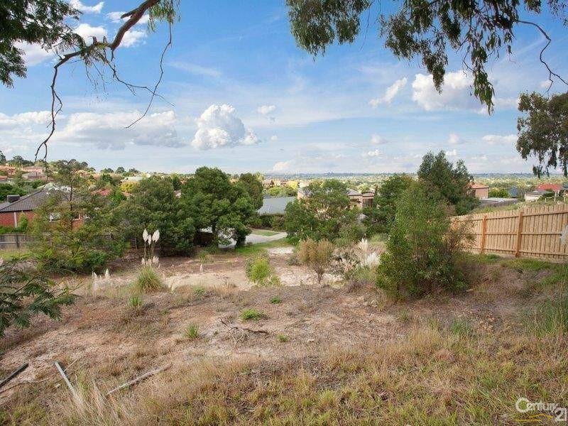 9S Hyland Court, Berwick VIC 3806