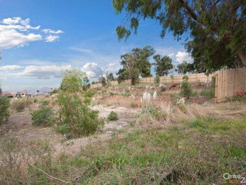 9S Hyland Court, Berwick VIC 3806