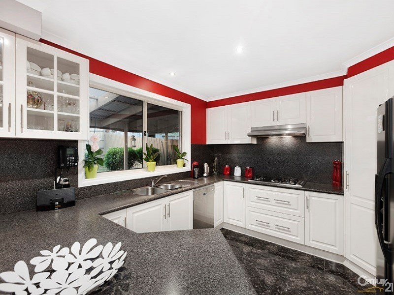 114 Reema Boulevard, Endeavour Hills VIC 3802