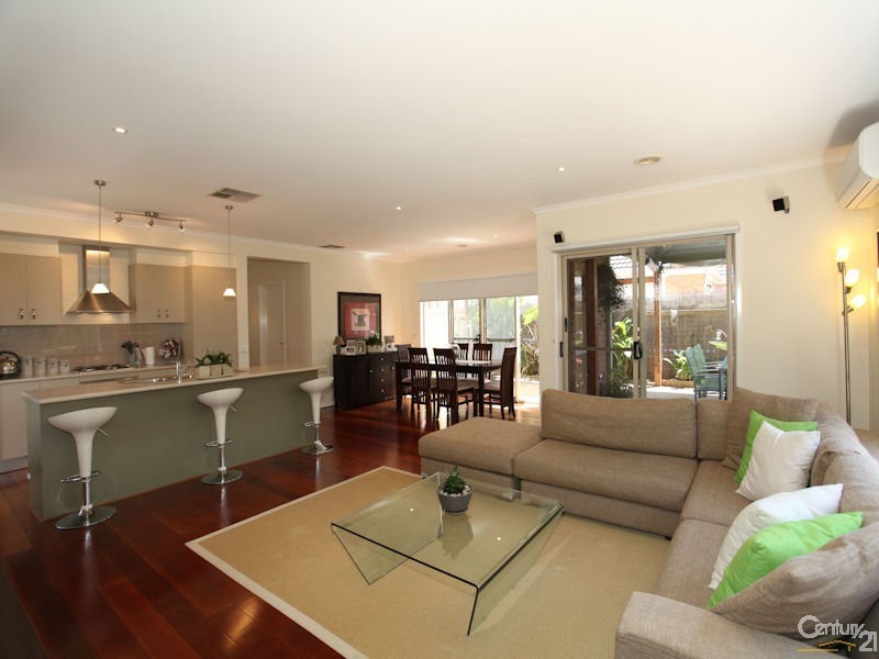 24 Stefan Drive, Berwick VIC 3806