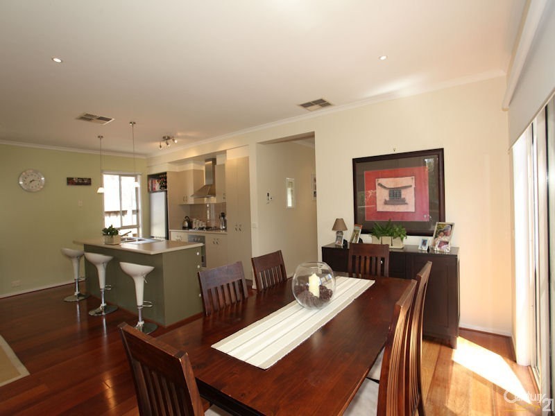 24 Stefan Drive, Berwick VIC 3806