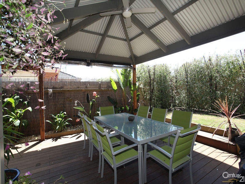 24 Stefan Drive, Berwick VIC 3806