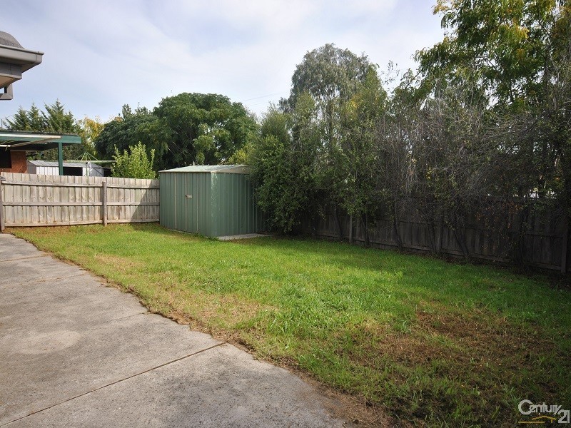 18 Nita Close, Narre Warren VIC 3805