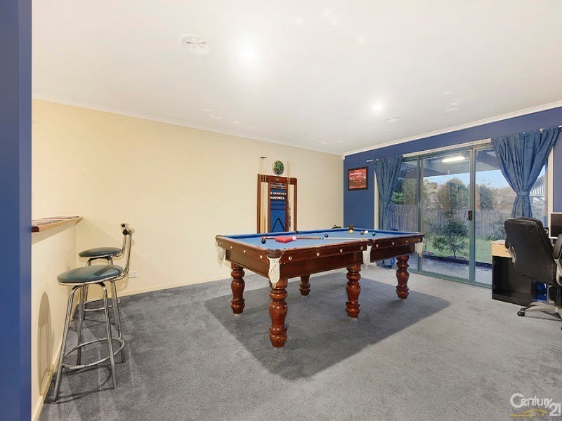 18 Highcliff Court, Narre Warren South VIC 3805