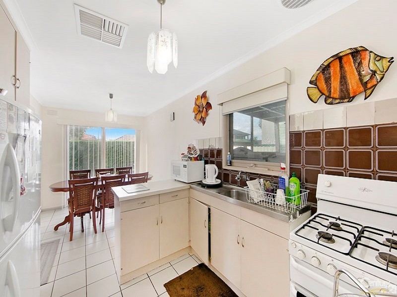 2 Ellis Street, Dandenong VIC 3175