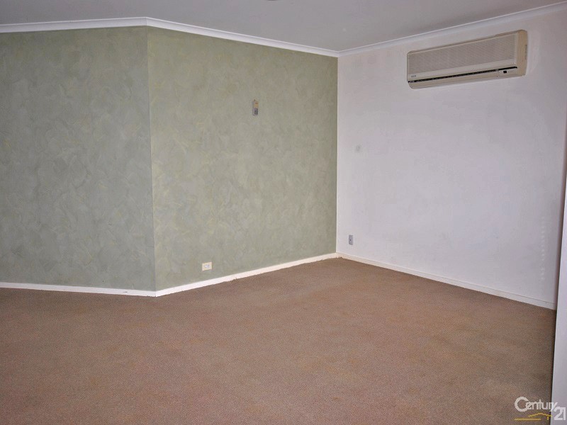 2 Meadow Place, Narre Warren South VIC 3805