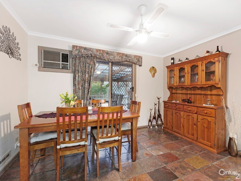 4 Emma Court, Berwick VIC 3806