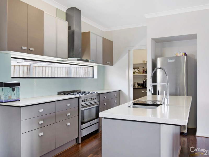 23 Winneke Way, Pakenham VIC 3810