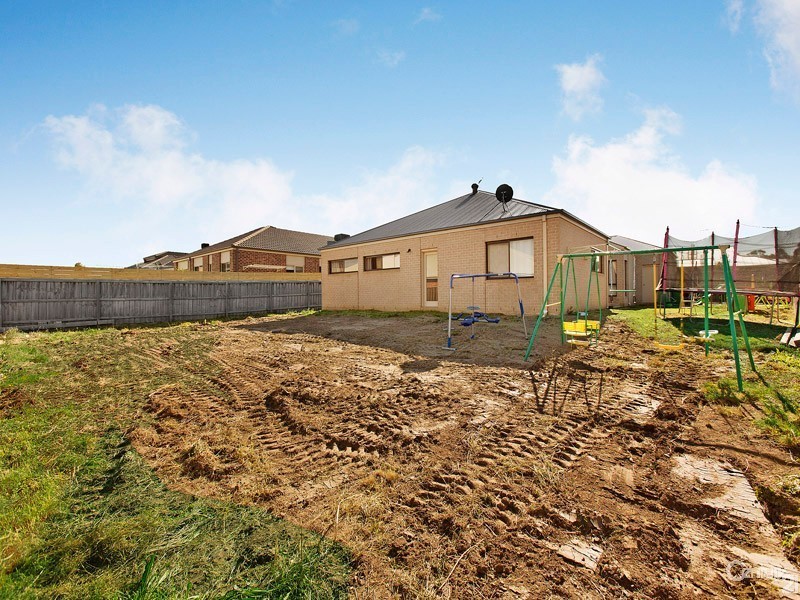 23 Winneke Way, Pakenham VIC 3810