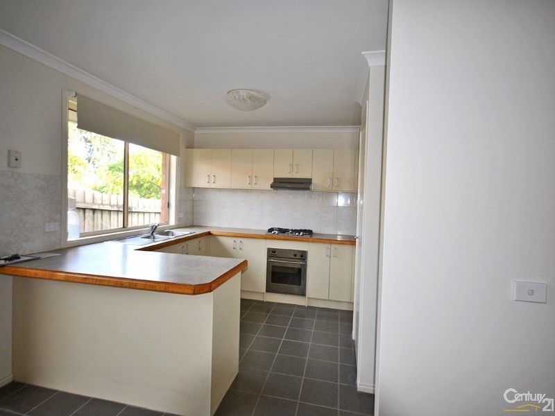 14 Nita Close, Narre Warren VIC 3805