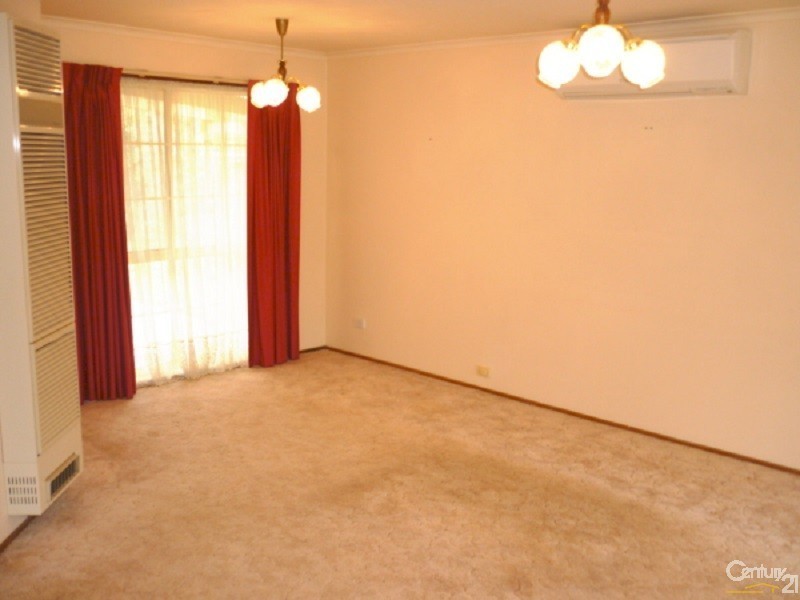 81 Bellevue Drive, Berwick VIC 3806