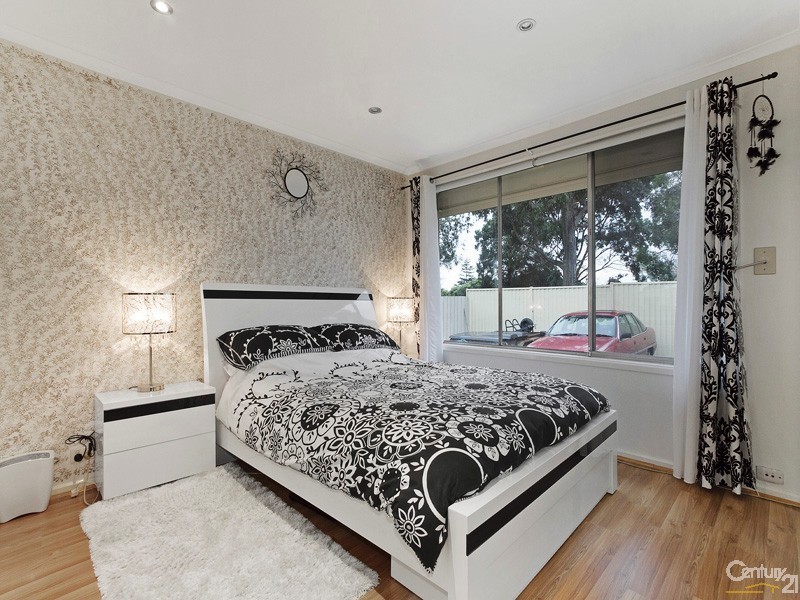 13 Fountain Drive, Narre Warren VIC 3805