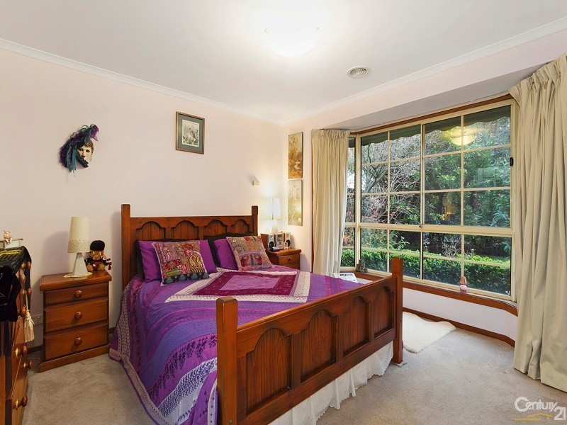 16 Coolabah Grove, Berwick VIC 3806