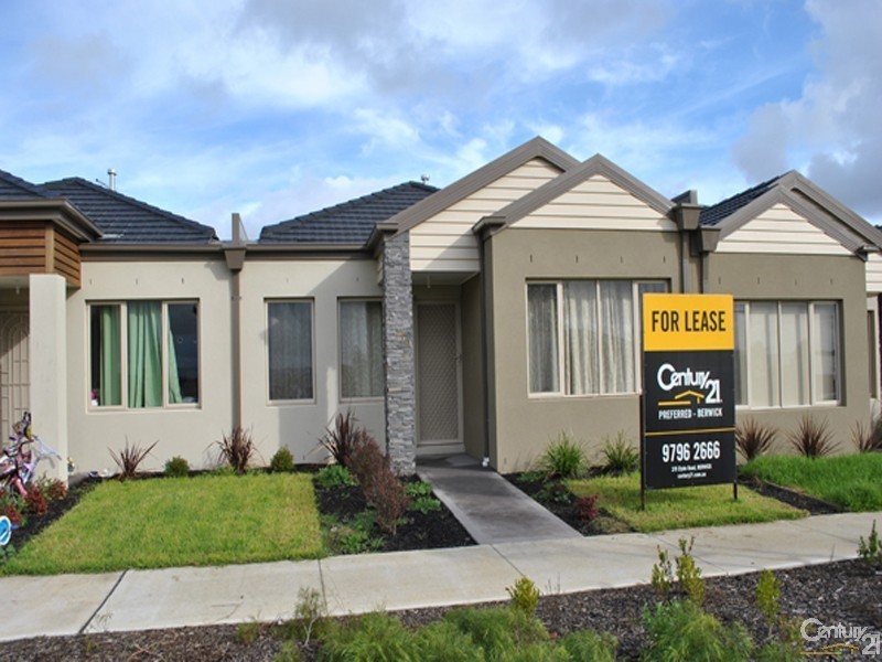 6 Elderberry Alley, Cranbourne North VIC 3977