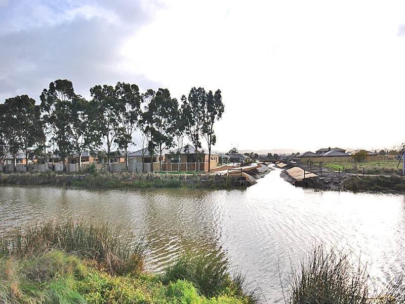 35 Bridge Road, Officer VIC 3809