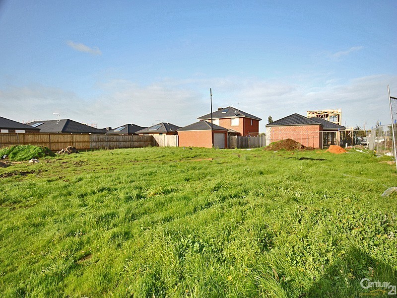 35 Bridge Road, Officer VIC 3809