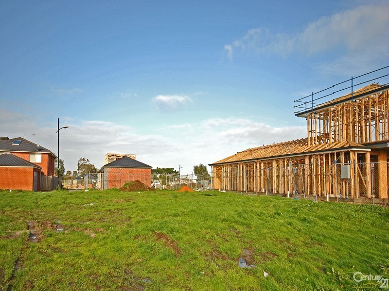 35 Bridge Road, Officer VIC 3809