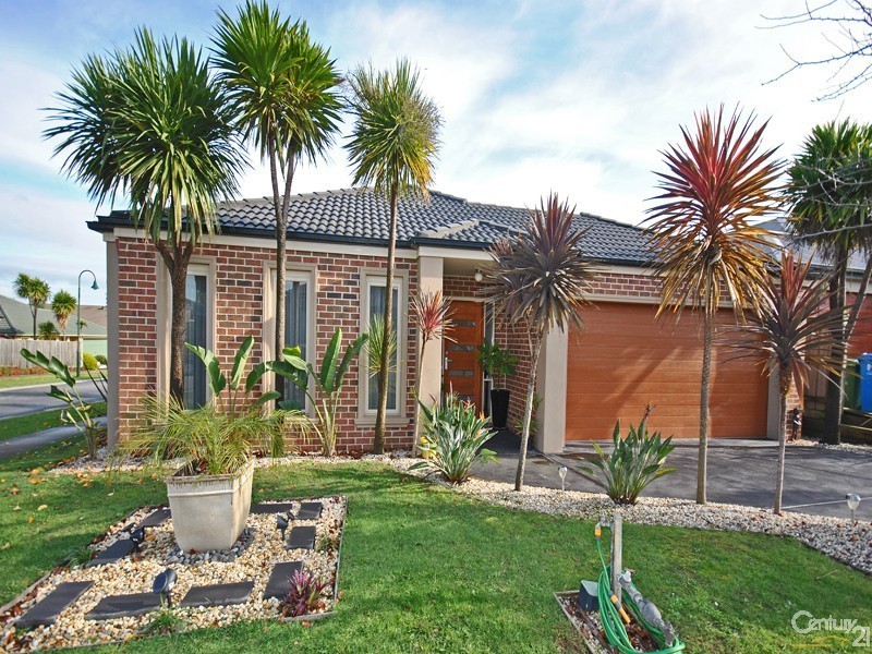 7 Atkinson Drive, Berwick VIC 3806