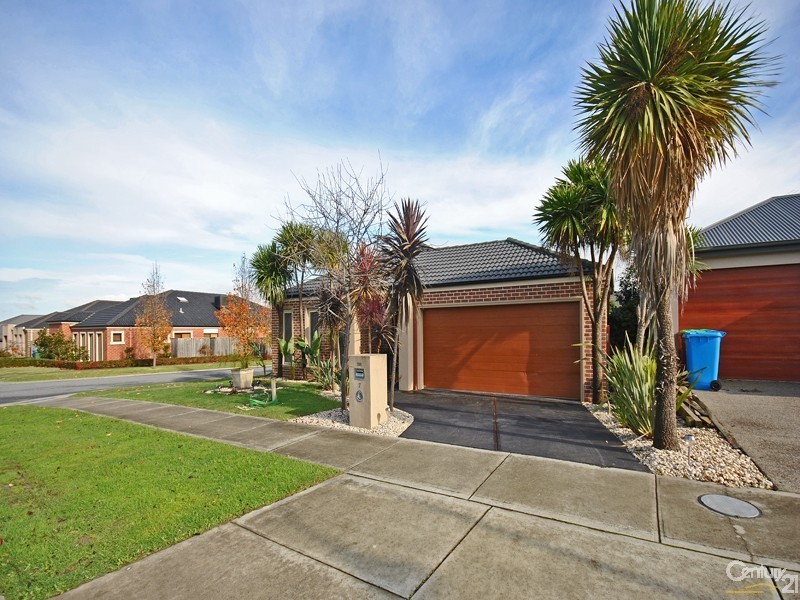 7 Atkinson Drive, Berwick VIC 3806