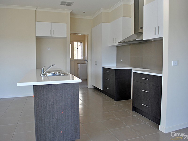 89 Arena Parade, Officer VIC 3809