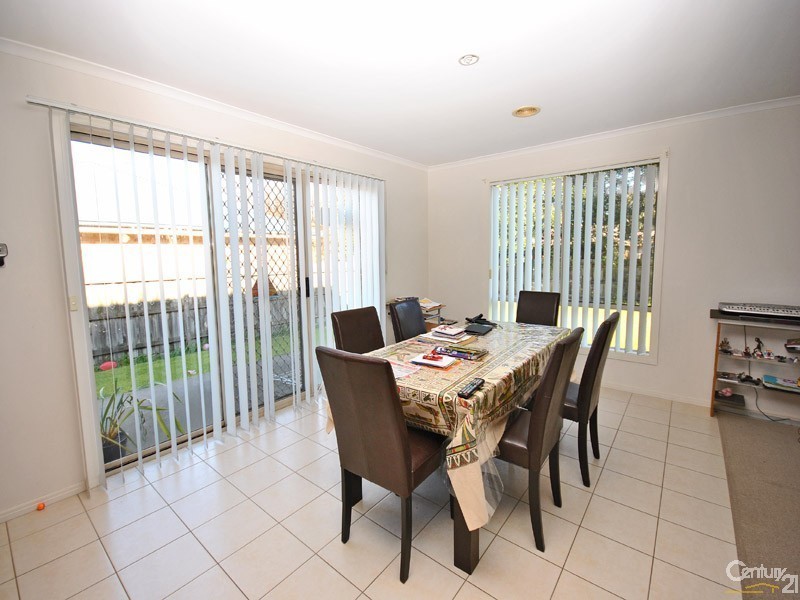 4 Larne Close, Berwick VIC 3806