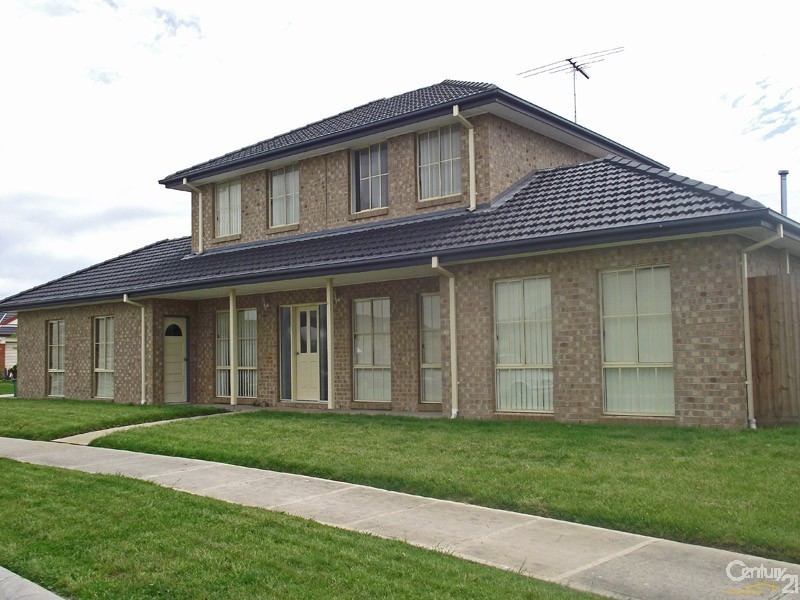 7 Amberley Drive, Pakenham VIC 3810