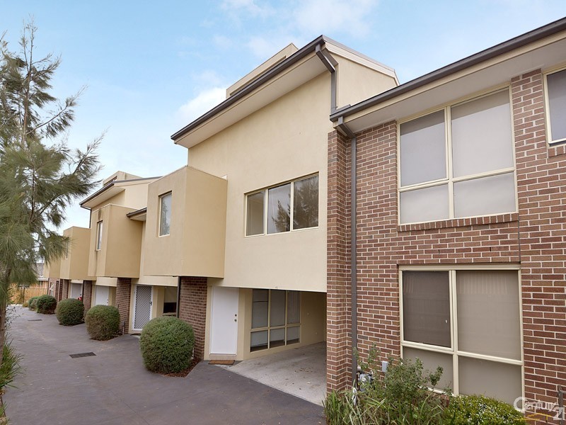 2/19 Hemmings Street, Dandenong VIC 3175