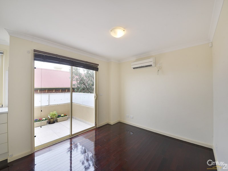 2/19 Hemmings Street, Dandenong VIC 3175
