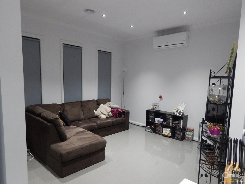 11B Hughes Crescent, Dandenong North VIC 3175