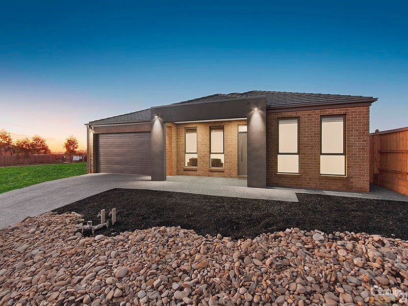 26 Spearwood Rise, Cranbourne West VIC 3977