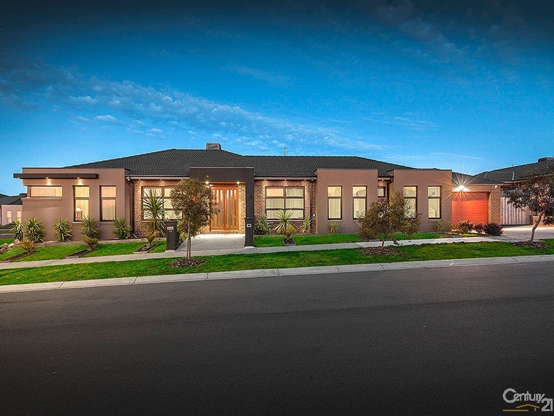 39 Everlasting Boulevard, Cranbourne West VIC 3977