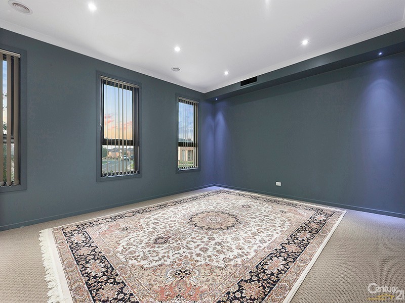 39 Everlasting Boulevard, Cranbourne West VIC 3977