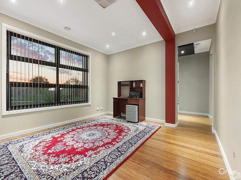 39 Everlasting Boulevard, Cranbourne West VIC 3977