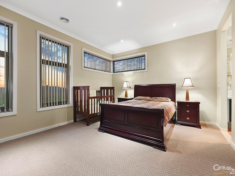 39 Everlasting Boulevard, Cranbourne West VIC 3977