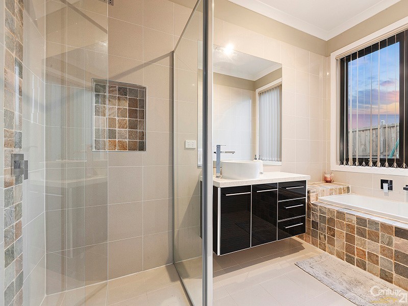 39 Everlasting Boulevard, Cranbourne West VIC 3977