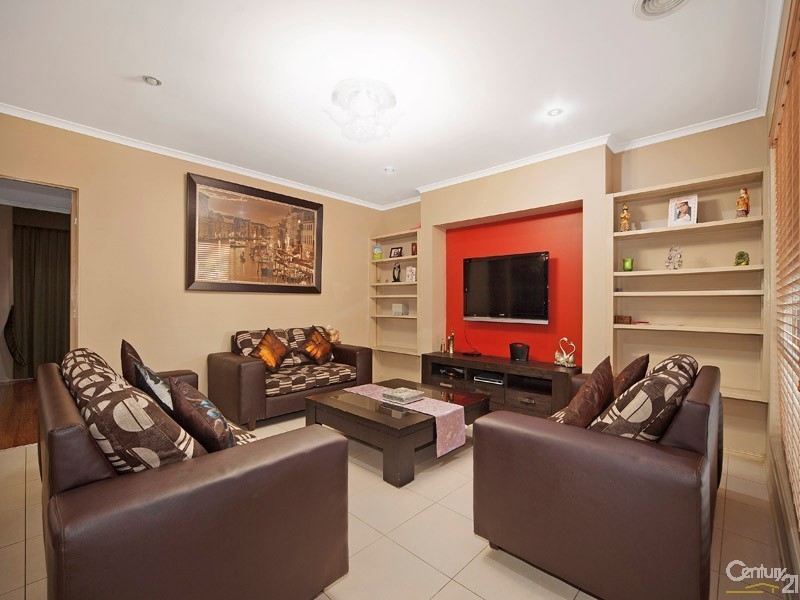 81 Skyline Way, Berwick VIC 3806