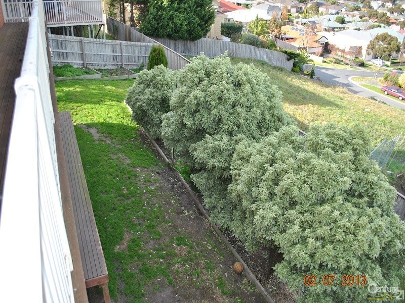 33 Milfull Court, Narre Warren North VIC 3804